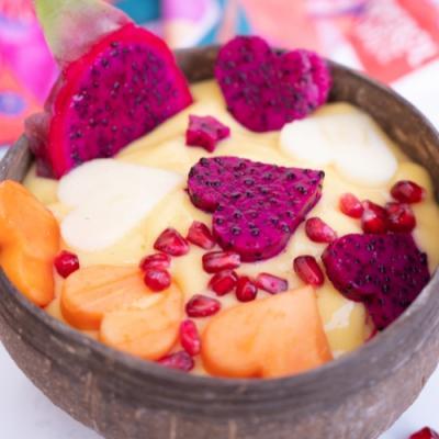 Tropische Smoothie-Bowl